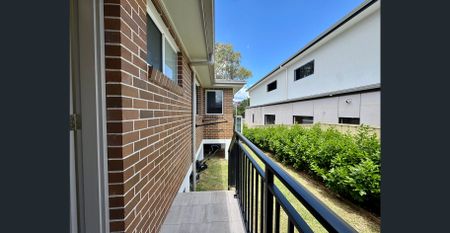 Sleek Brand-New Duplex in a Prime West Ryde Location - Photo 2