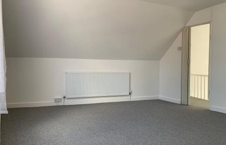 3 bedroom semi-detached house to rent - Photo 4