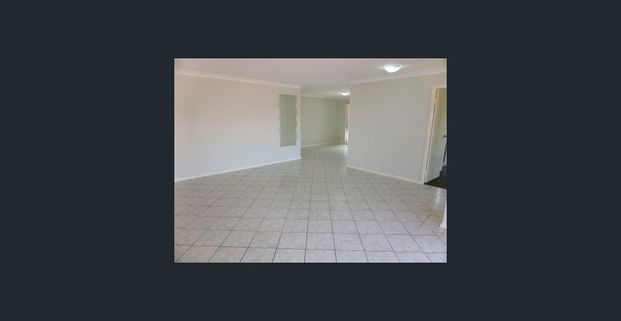 Beautifully Maintained 4-Bedroom Brick Home in Quiet Cul-de-Sac - Photo 1