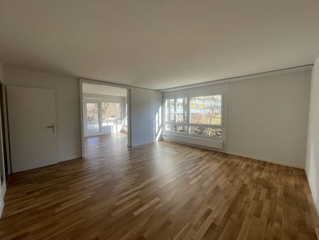 5 Zimmer, 97 m², 1. Stock - Photo 2