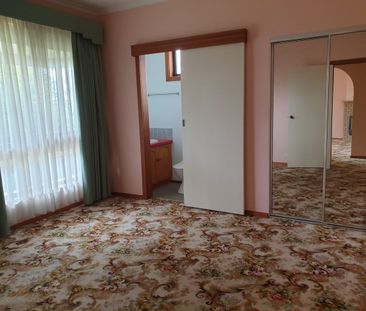 GREAT FAMILY HOME WAITING FOR YOU - Photo 5