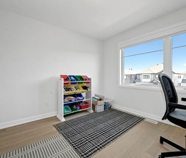For Lease - 630 Hamsa Street, Barrhaven, Ontario - Photo 4