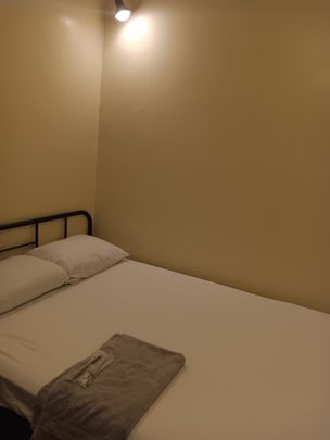 Room in a Shared House, Lea Farm Drive, LS5 - Photo 1