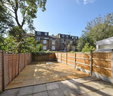 6 bedroom terraced house to rent - Photo 1