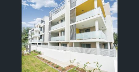 Modern 2 bedroom apartment close to Waitara station - Photo 2