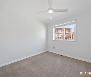 29 Charles Street, Queanbeyan NSW 2620 - House For Rent | Domain - Photo 2