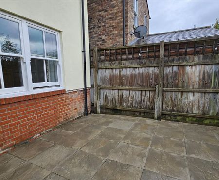 Double Rooms at 53 Canterbury Street, Cambridge, CB4 3QG - Photo 5