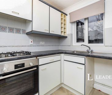 2 bedroom house to rent The Forstal, Hadlow, Tonbridge, TN11 - Photo 6