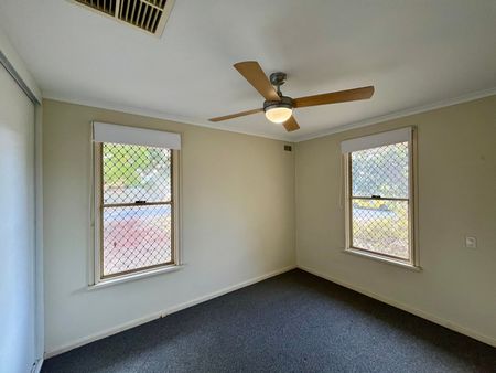 Home For Rent - Photo 3