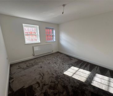 Holborne Place, Bulwell, Nottingham, Nottinghamshire, NG6 - Photo 4