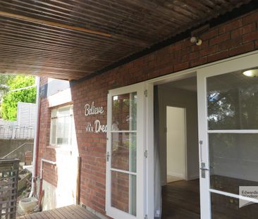 Recently Renovated 2-Bedroom Unit – Low Maintenance & Perfect Locat... - Photo 5