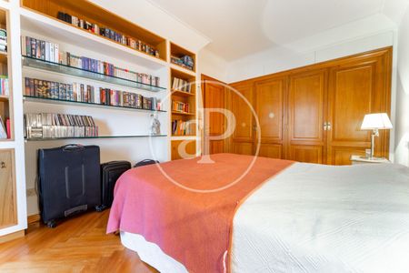 Spacious apartment for rent in the village of Llucmajor with Parking - Photo 3