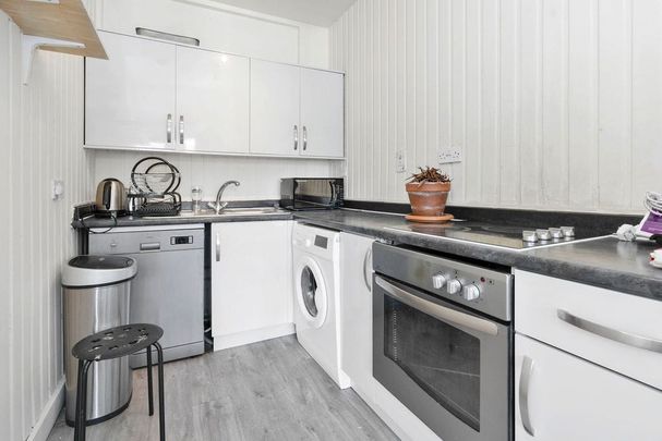1897L Cadzow Place, Edinburgh, EH7 5SN - Photo 1