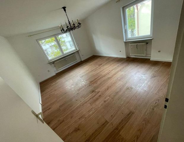 Helle 2-Zimmer-Wohnung mit Einbauküche in Horn - Photo 1