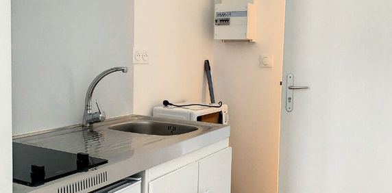 Appartement centre ville de Pontorson 1 pièce 21.29 m2 - Photo 2