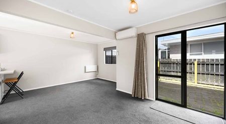 42C Campbell Street - Photo 2