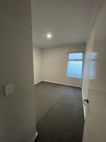 Kensington - Photo 5