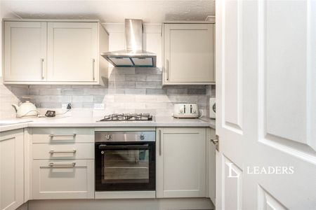 2 bedroom house to rent Ulverscroft, Monkston, Milton Keynes, MK10 - Photo 3