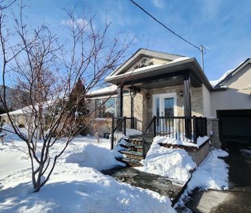 For Lease - 12 Wickford Drive, Toronto, Ontario - Photo 3