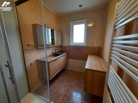 Une maison avec jardin. Chauffage au Fioul - Photo 3