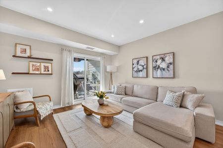 For Lease - 15 Kneeshaw Drive Unit# 203, Barrie, Ontario - Photo 4