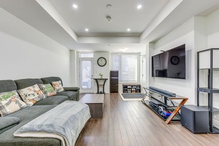 For Lease - 1555 Kingston Road Unit# 310, Pickering, Ontario - Photo 2