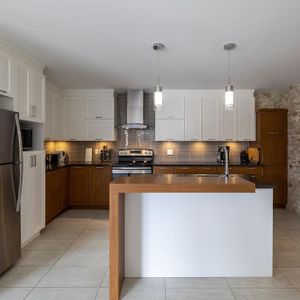 4 1/2 très grand - Lévis centre-ville - Photo 2