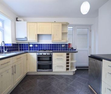 2 bedroom flat to rent - Photo 6