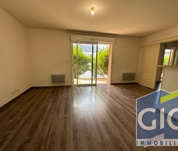 Location Appartement 2 pièces 40m² - Photo 2