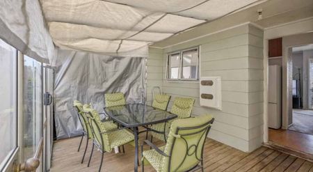 Spacious and Cozy home in Massey - Photo 3