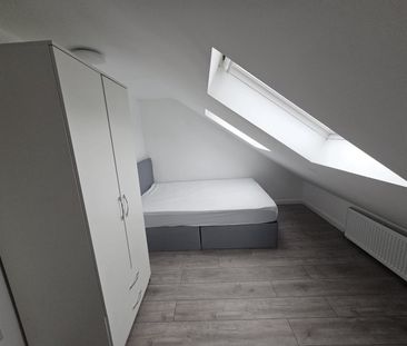 Room in a Shared House, Elsenham Road, E12 - Photo 4