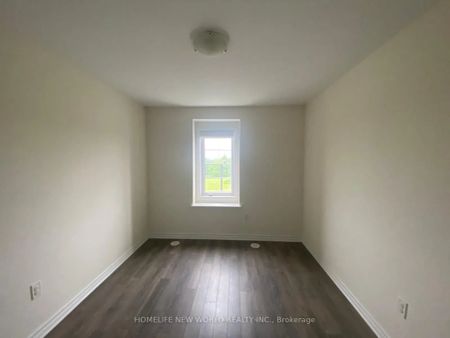 Condo Townhouse For Lease | N9235473 - Photo 4