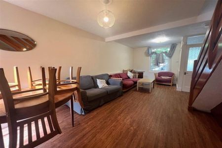 3 bedroom terraced house to rent - Photo 2