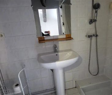 Location appartement 1 pièce - 17m² à Salon de provence (13300) - Photo 4