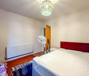 4 bedroom terraced house to rent - Photo 6