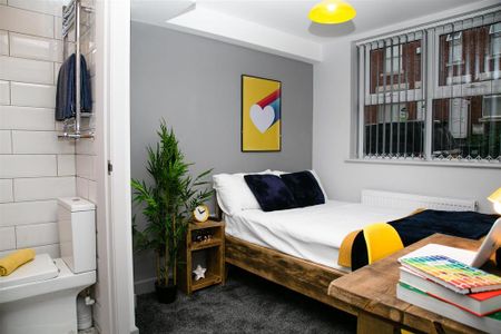 1 bedroom in a house share to rent - Photo 5