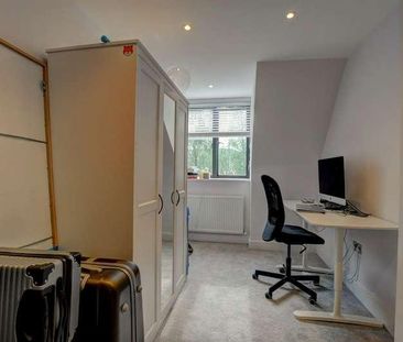 Claremont Place, Chinnor, Oxfordshire, OX39 - Photo 3