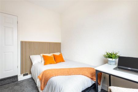 1 bedroom semi-detached house to rent - Photo 5