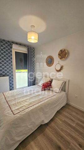 2 pièces meublés avec terrasse - Photo 2