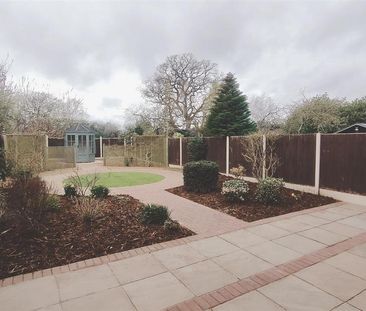 4 bedroom terraced house to rent - Photo 3