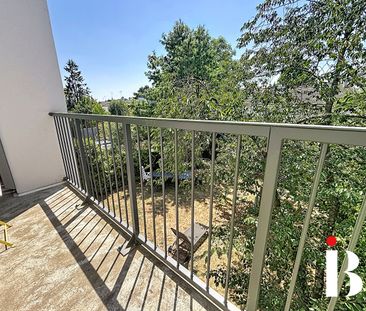 Location Maison 6 pièces 109m² ST HERBLAIN 44800 - Photo 3