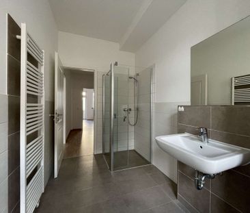 Sanierte 2 Raumwohnung mit Balkon + Stellplatz am Brühl! - Photo 6