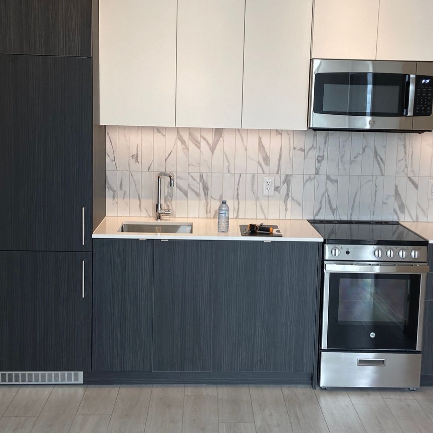 For Lease - 500 Dupont Street Unit# 715, Toronto, Ontario - Photo 1