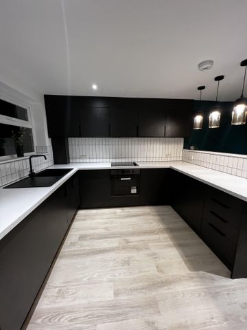 6 bed house to rent in Ariel Close - Photo 3