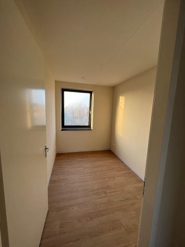 Te huur: Appartement Adriaen Nimantsstraat 64 in Rotterdam - Photo 2