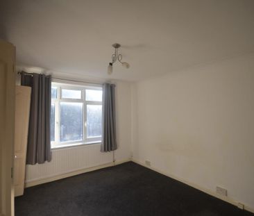 2 bedroom maisonette to rent - Photo 4