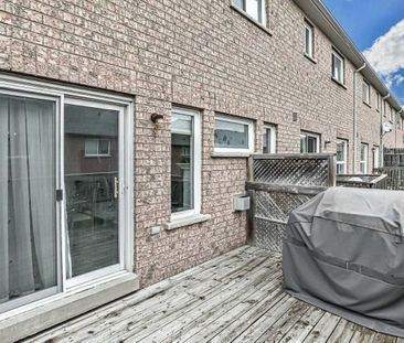 For Lease - 66 Coleridge Drive, Newmarket, Ontario - Photo 2