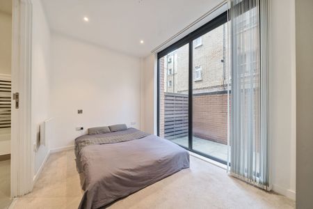 1 Bedroom - Photo 4