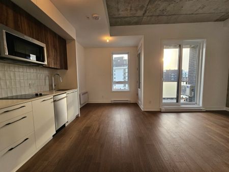 Appartement à louer - Photo 2