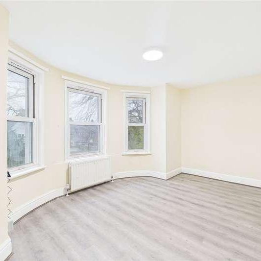 Andover Road, Newbury, Berkshire, RG14 - Photo 1